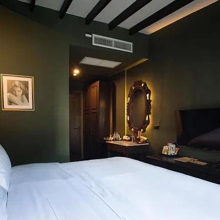 Baan Tuk Din Hotel