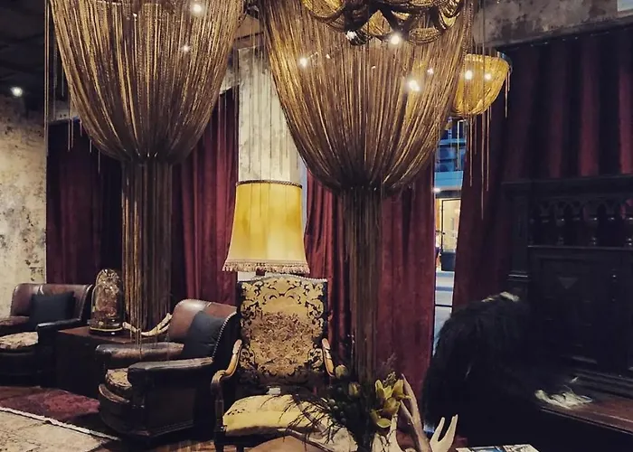 Baan Tuk Din Hotel 4*