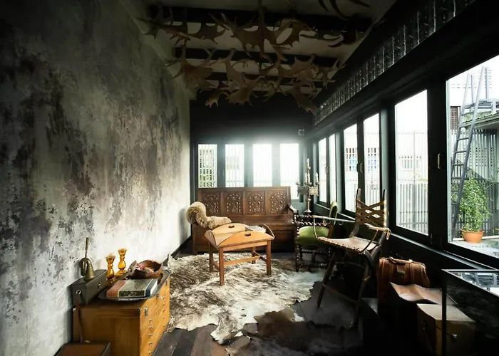 Baan Tuk Din Bangkok