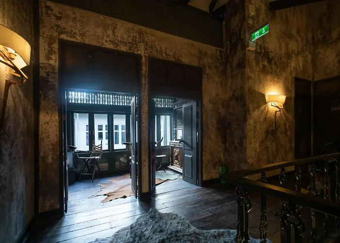 Hotel Baan Tuk Din 4*