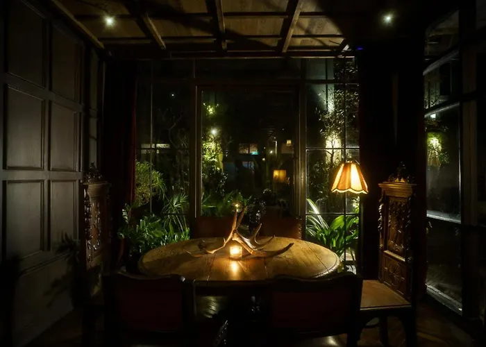 Hotel Baan Tuk Din