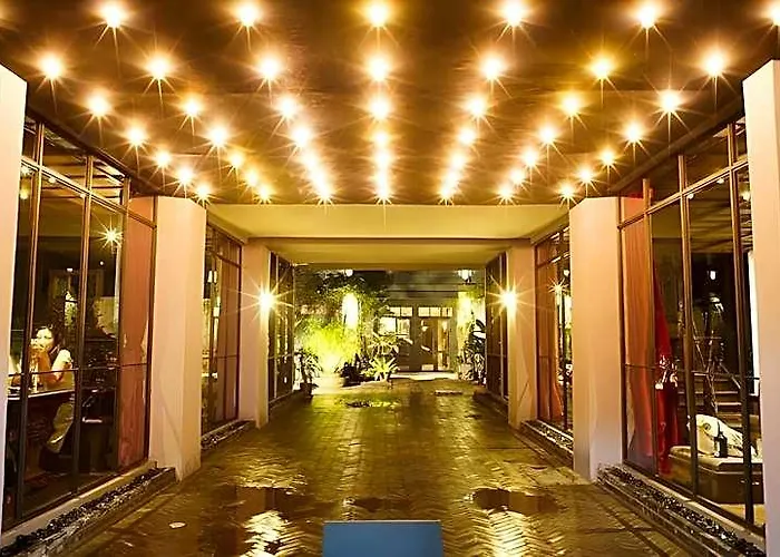 Baan Tuk Din Bangkok