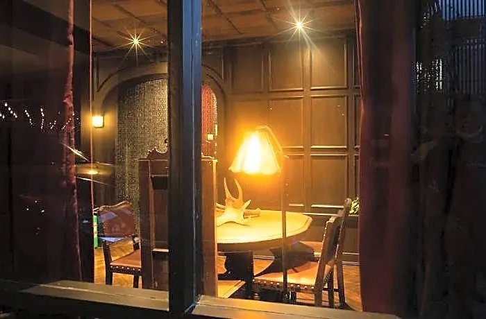 Hotel Baan Tuk Din Bangkok